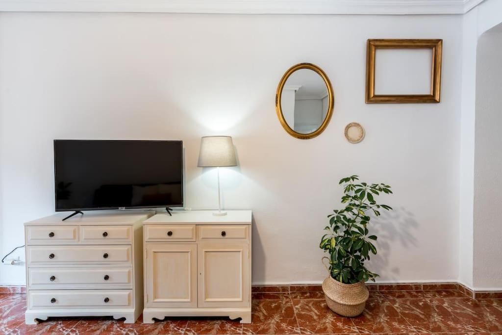 Santa Justa Urban Apartment Sevilla Exterior foto