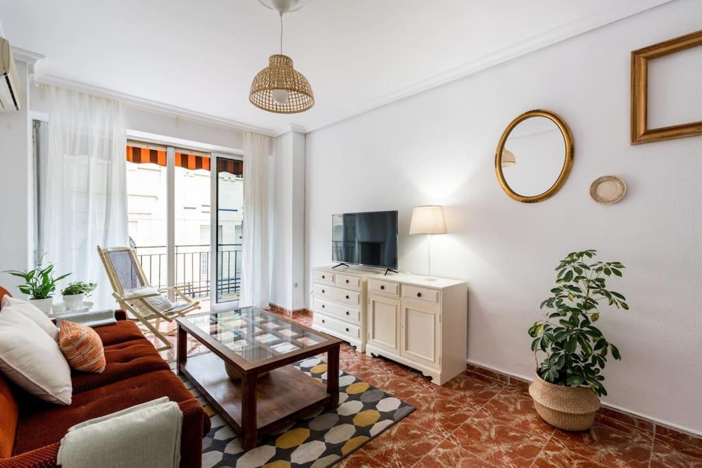 Santa Justa Urban Apartment Sevilla Exterior foto
