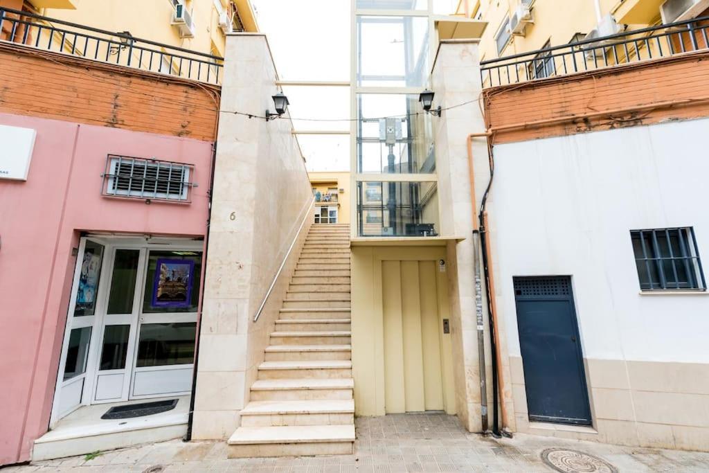 Santa Justa Urban Apartment Sevilla Exterior foto
